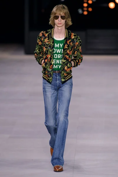 Look 47